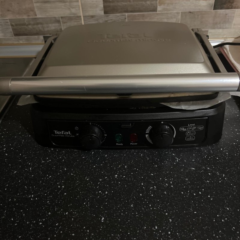 Tefal Tost Makinesi 1000W Beyaz 1